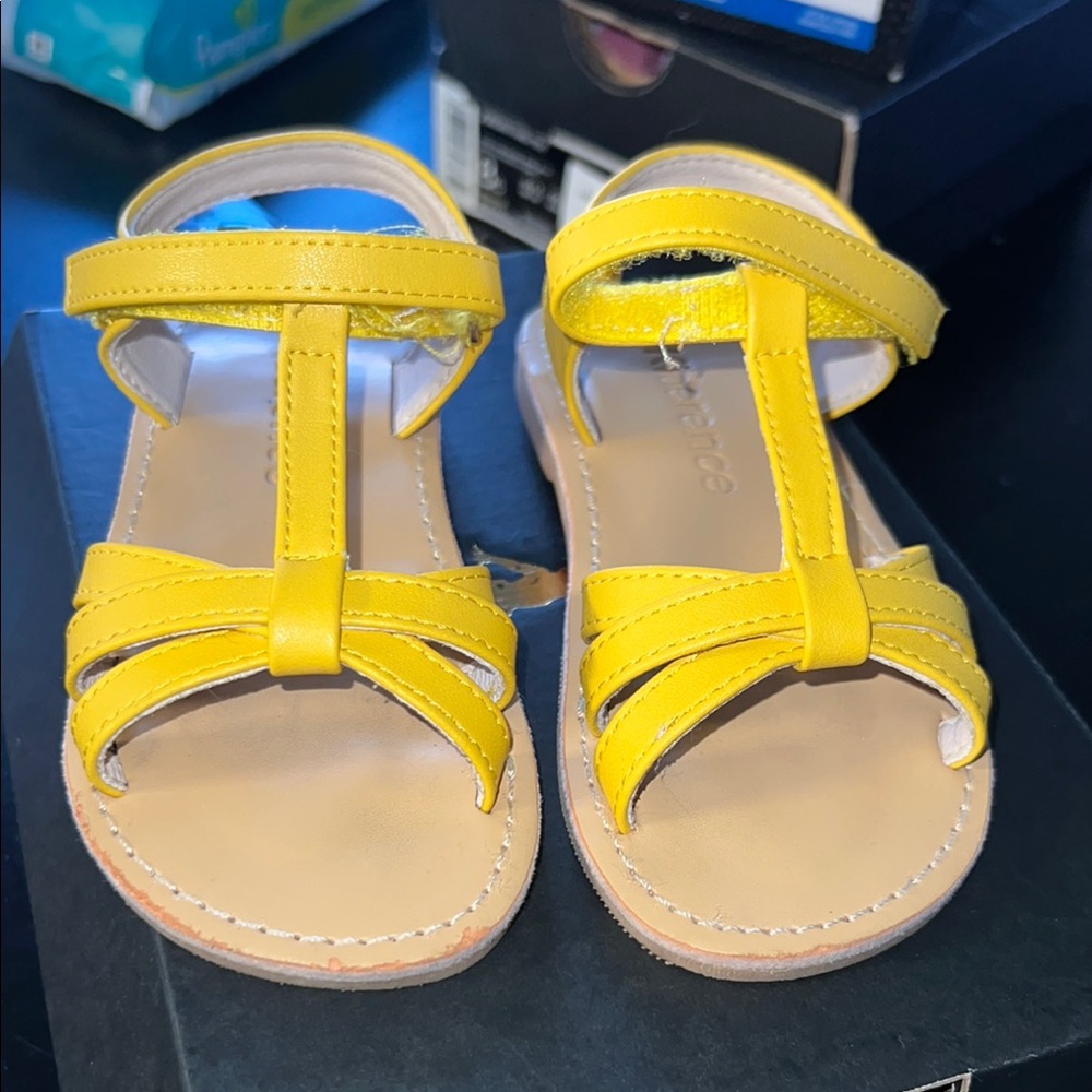 Amazon Yellow Sandals T-strap Design Flat Sole